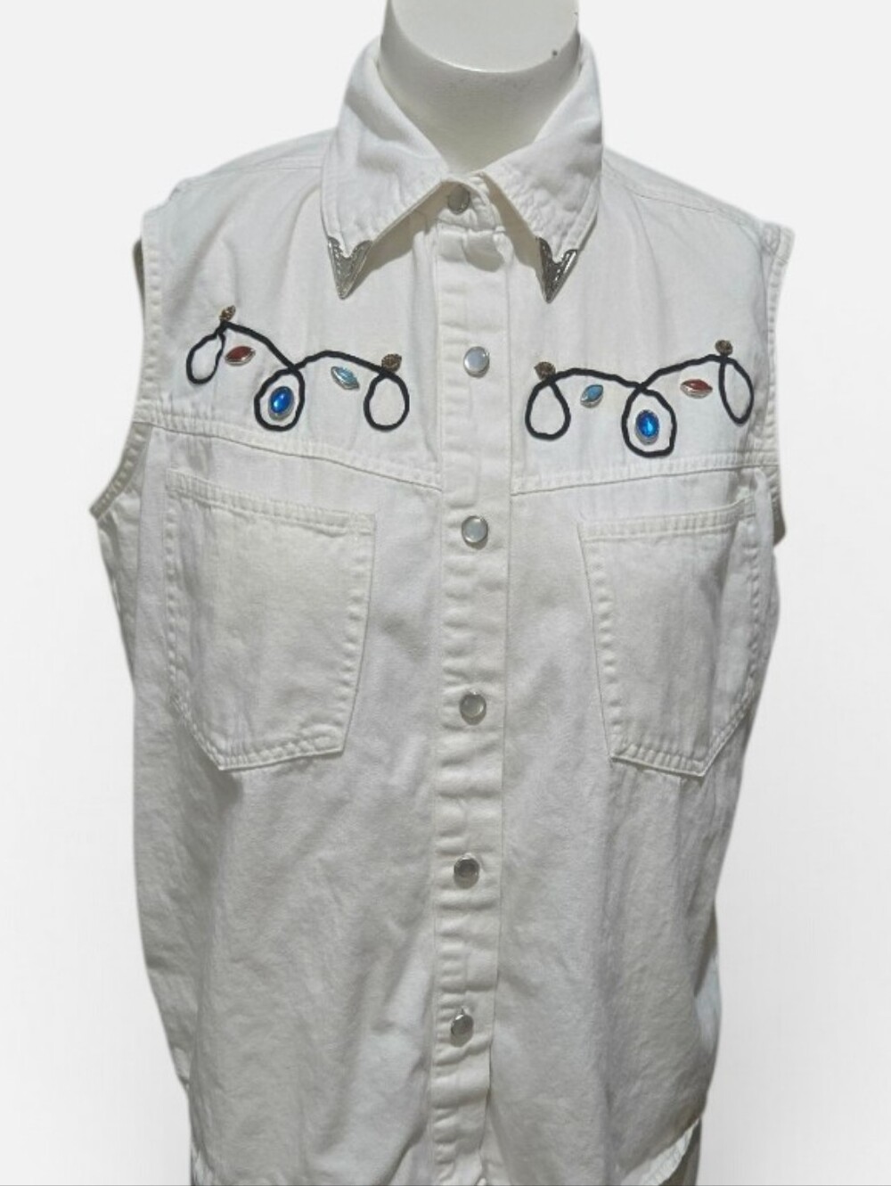 Ivy Wear White Sleeveless Western Denim Shirt Medium Embroidered Cowboy Cowgirl